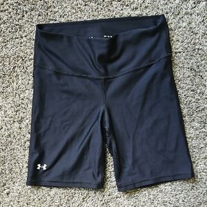 Under Armour Black Bike Shorts Moisture-Wicking Compression
